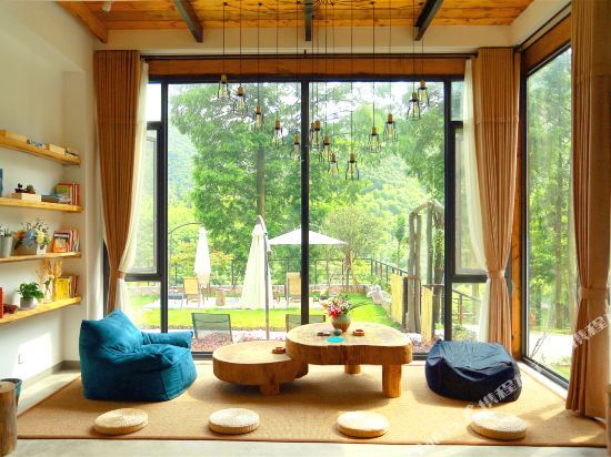 Хучжоу: Shan Po Shang Hot Spring Resort