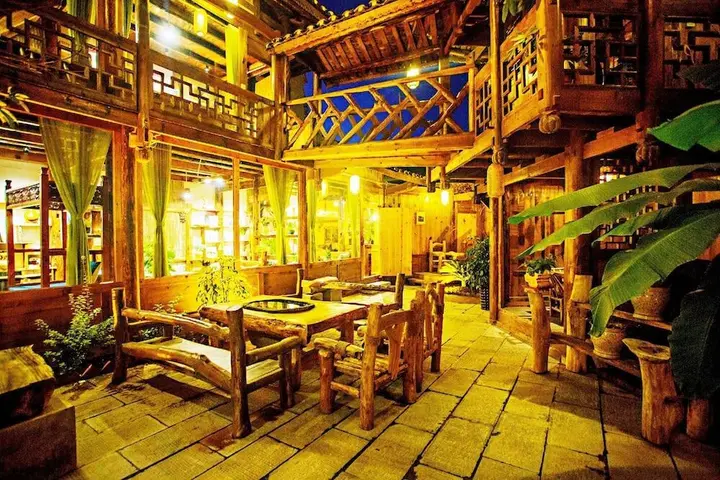 Чжанцзяцзе: Dielianhua Cowherd Inn Zhangjiajie