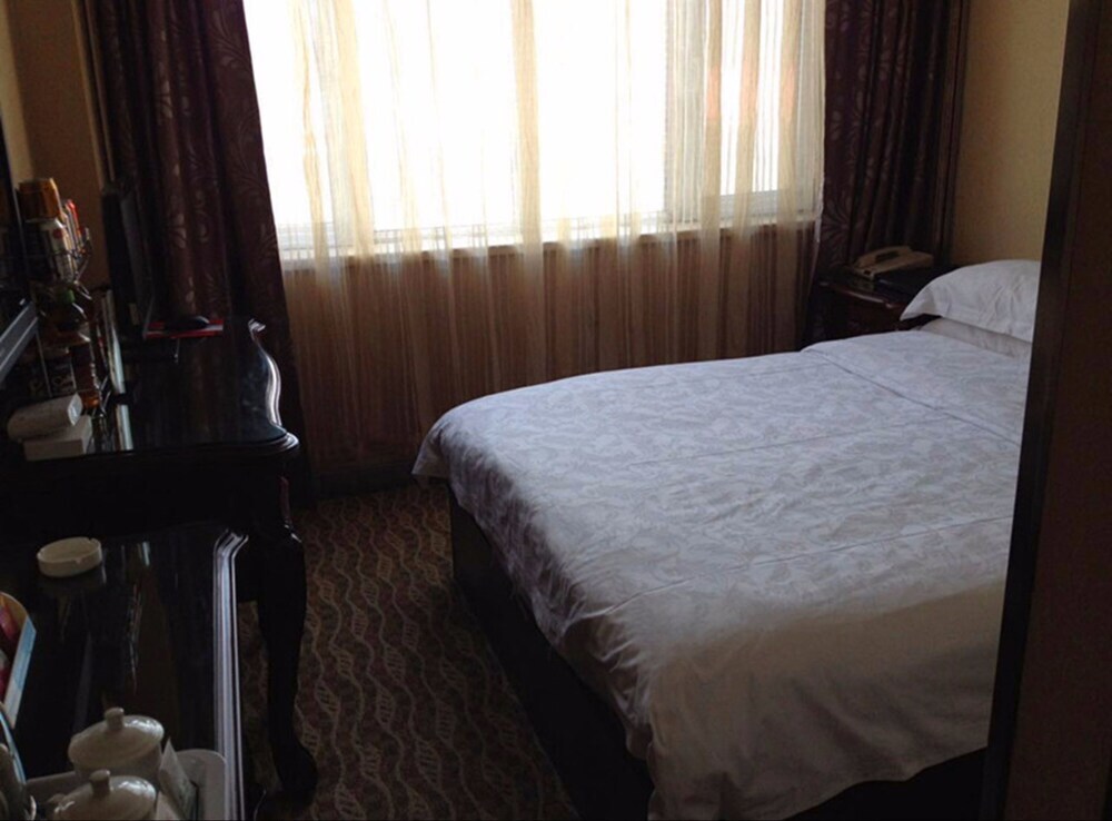 Урумчи: Hongbaoshi Hotel