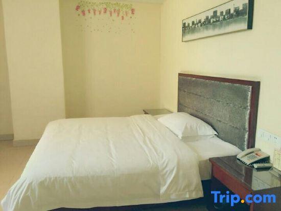 Шаоян: San Jing Si Ji Hotel
