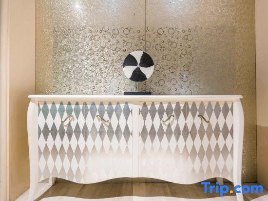 Хуайань: Homeinn Selected Hotel (Huai'an Zhou Enlai Memorial Hexia Ancient Town)