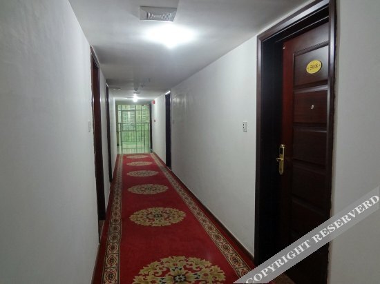 Цзиньюань: Yayuan Hotel