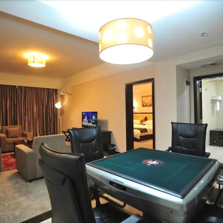 Ухань: Hongfuda Business Hotel