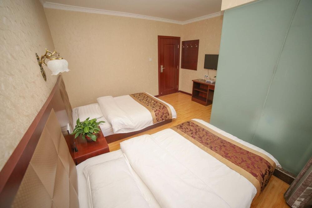 Сяньян: Jiaze Hotel