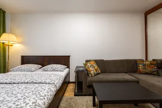 Москва: Barrikadnaya Vspolinii Pereulok 10 Apartment