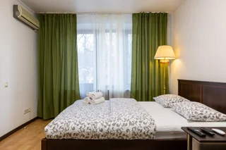 Москва: Barrikadnaya Vspolinii Pereulok 10 Apartment