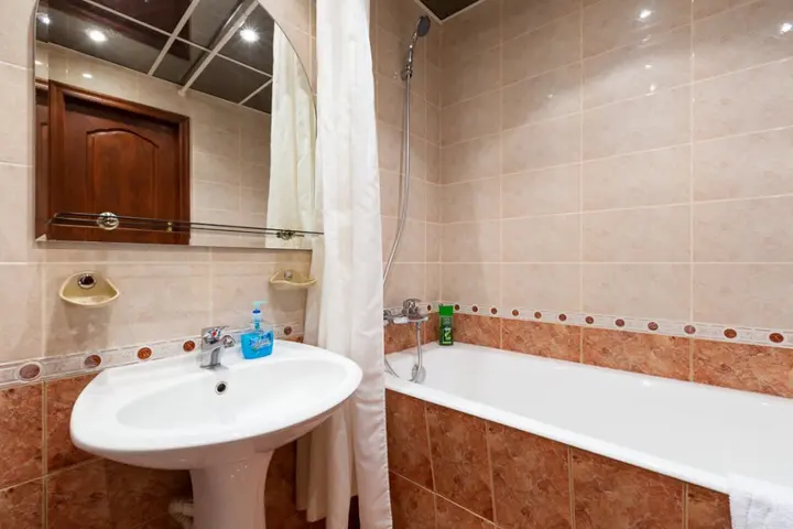 Москва: Barrikadnaya Vspolinii Pereulok 10 Apartment