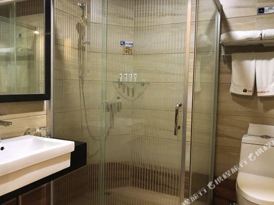 Джиангме: Jiangmen Park Lane Hotel (Gangzhou Avenue Baiyi Branch)