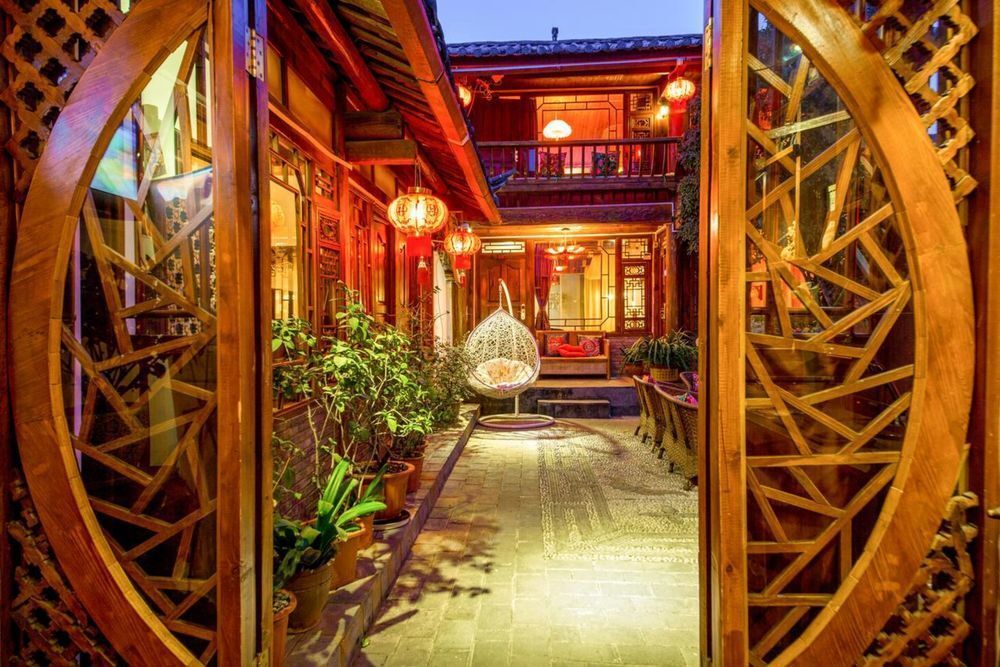 Лицзян: Cloud Boutique Resort - Naxi Style Shop