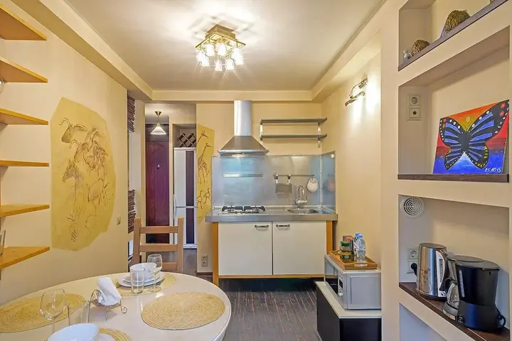 Москва: Bolshoy Tishinsky Apartment
