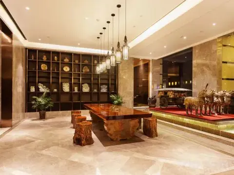 Дунъян: Boyi Mengqin Hotel