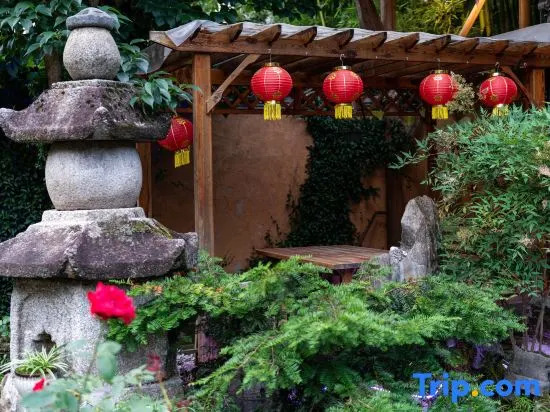 Хуаншань: Yupingge·Long history Viewing Huizhou Design Homestay (Hongcun Pingshan Scenic Area)