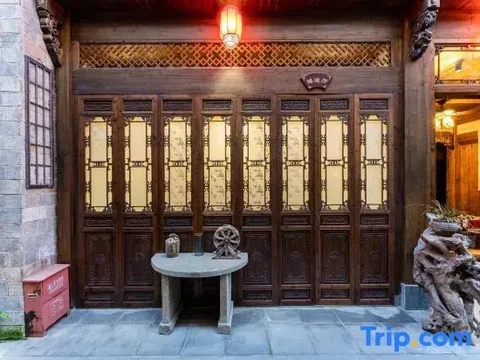 Хуаншань: Yupingge·Long history Viewing Huizhou Design Homestay (Hongcun Pingshan Scenic Area)