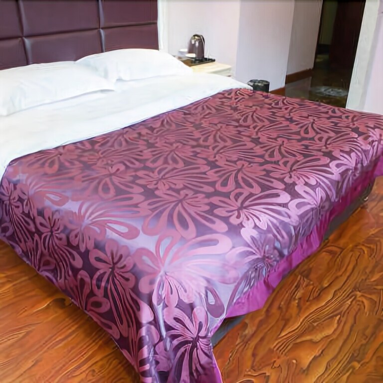 Neijiang: Flange Flower Hotel