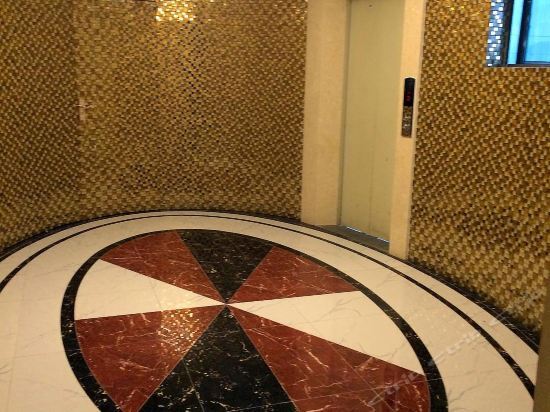 Neijiang: Flange Flower Hotel