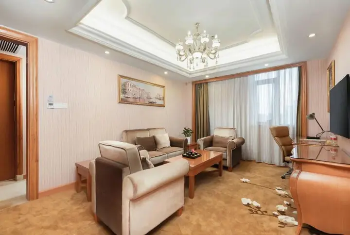 Ухань: Vienna Hotel Wuhan Yellow Crane Tower Branch