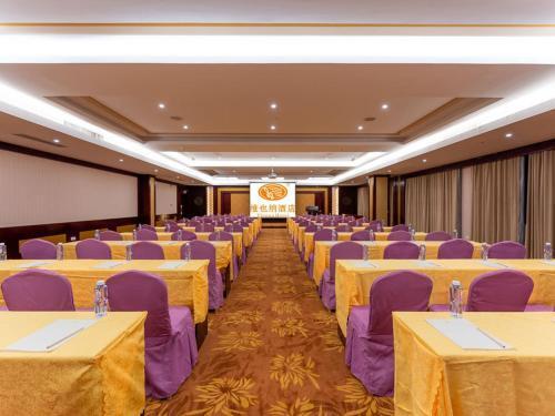Байсе: Vienna Hotel Jingxi Zhongshan Park