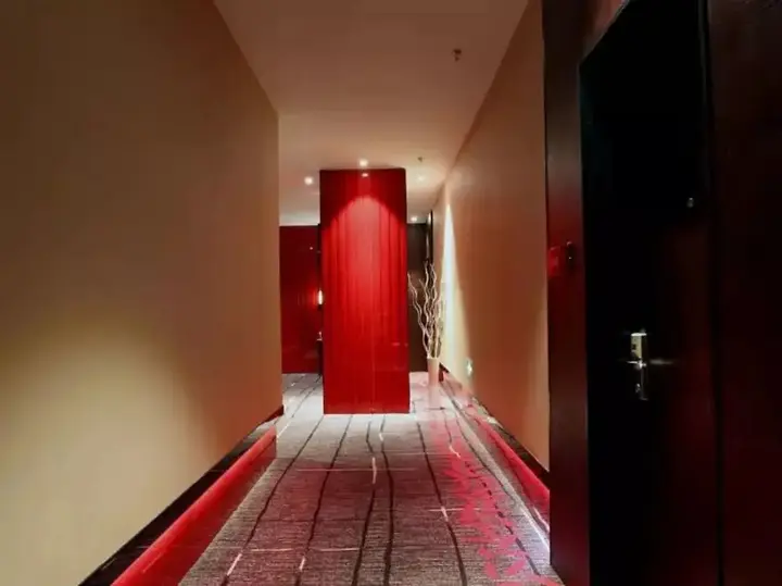 Чунцин: Bolianhui Fashionable Hotel (Chongqing Southwest Hospital)
