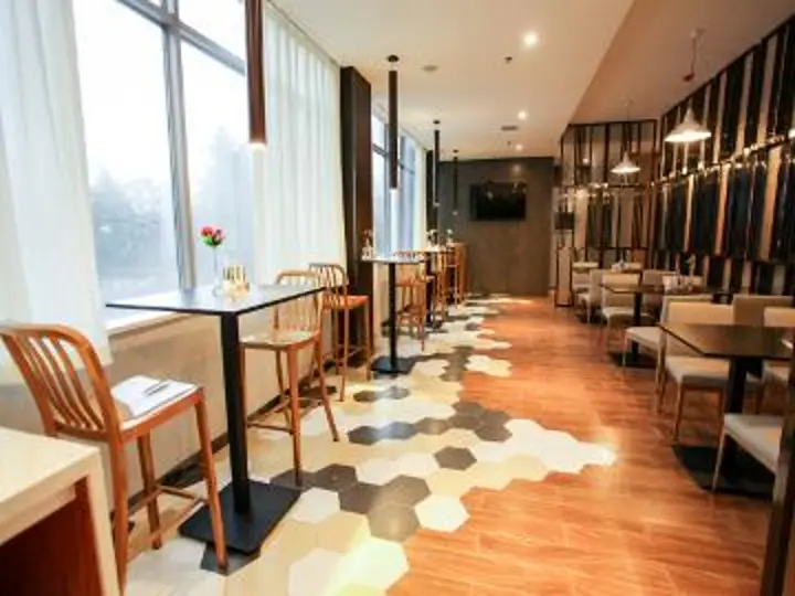 Шиянь: Jinqi Star Hotel (Checheng West Road Hubei Automotive Industry College Branch)