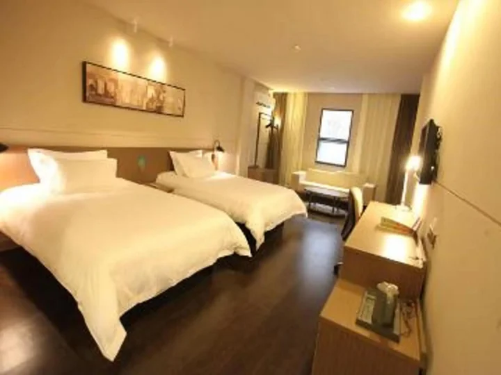 Шиянь: Jinqi Star Hotel (Checheng West Road Hubei Automotive Industry College Branch)