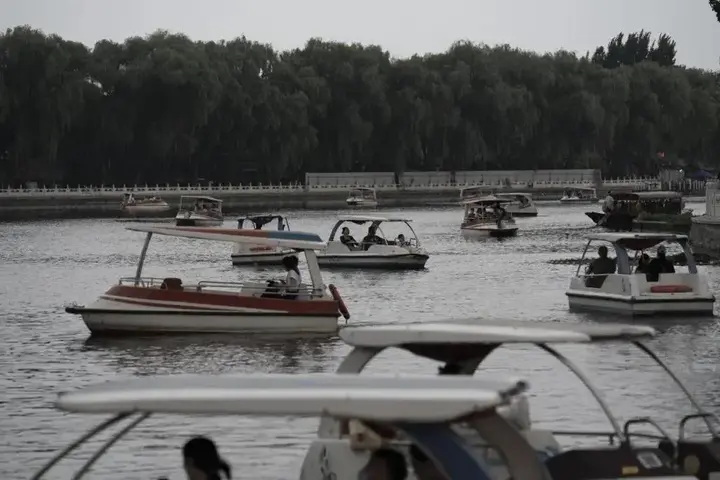 Пекин: Blossom House Beijing Houhai
