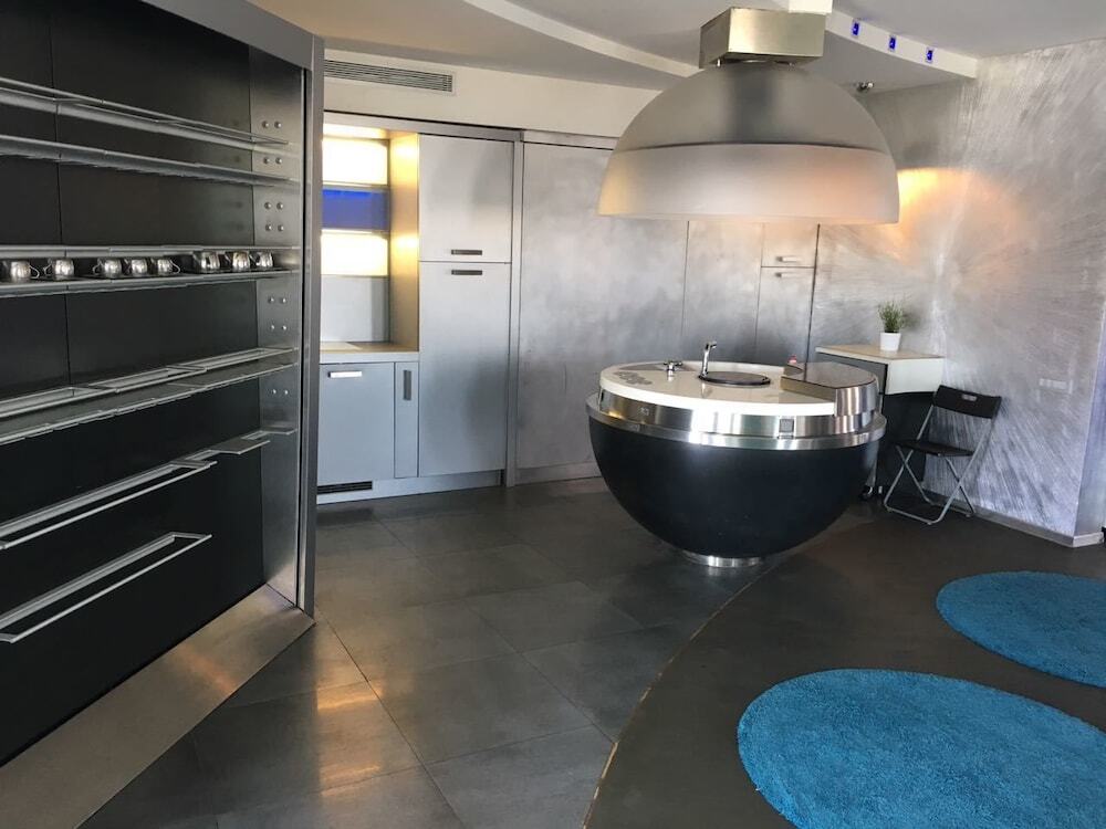 Москва: Dynasty Apartment 32 Floor