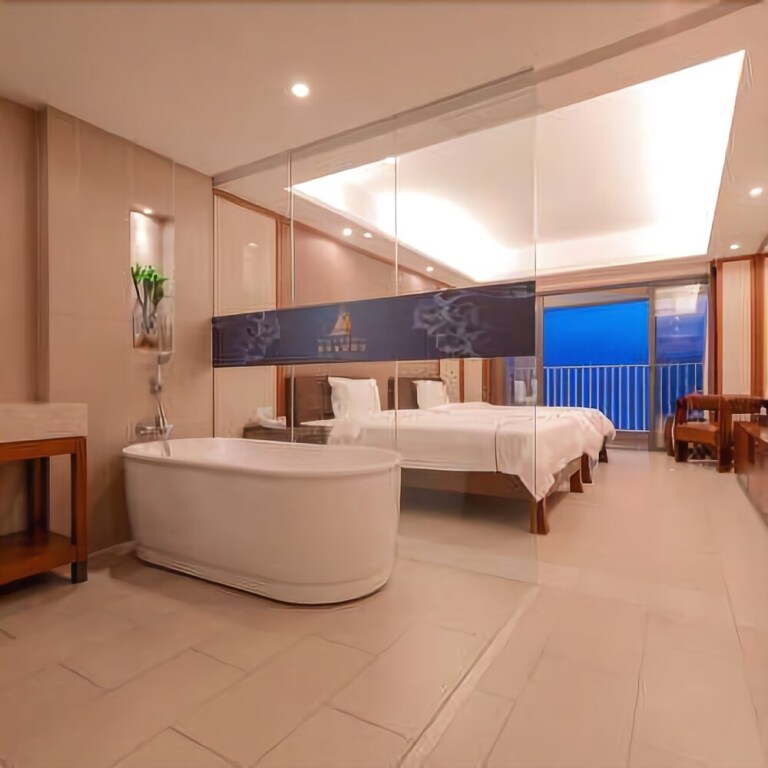 Хойчжоу: Yuhai Bay Sea View Vacation Hotel