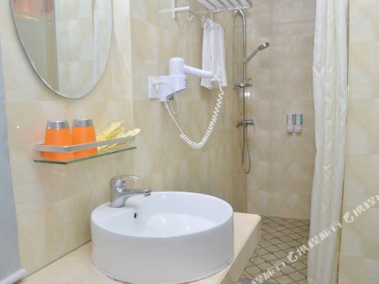 Шаньвэй: Yihai Hotel