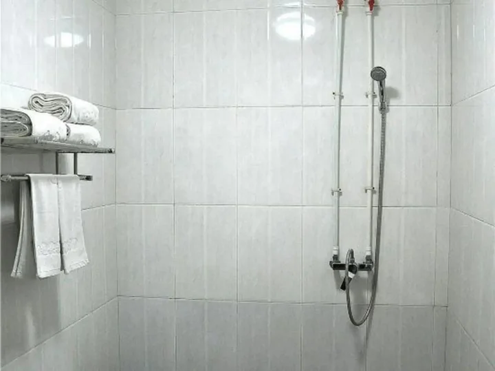 Линьи: Yangguang Express Hotel