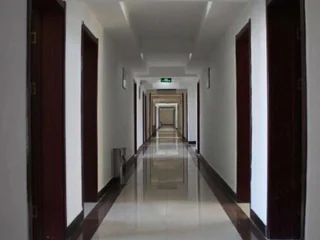 Линьи: Yangguang Express Hotel