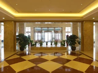 Байшань: One Mountain One Blue Ecological Theme Hotel (Changbaishan High Speed Rail Station)