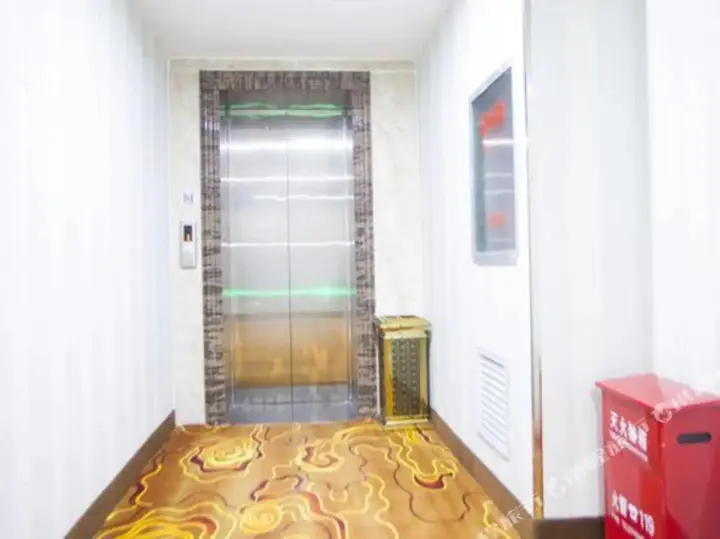 Синтай: Super 8 Xingtai Ningjing Yuecheng Road