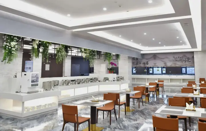 Баодин: Ding Zhou International Hotel