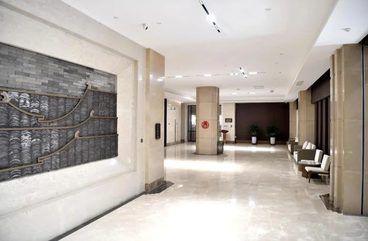 Баодин: Ding Zhou International Hotel