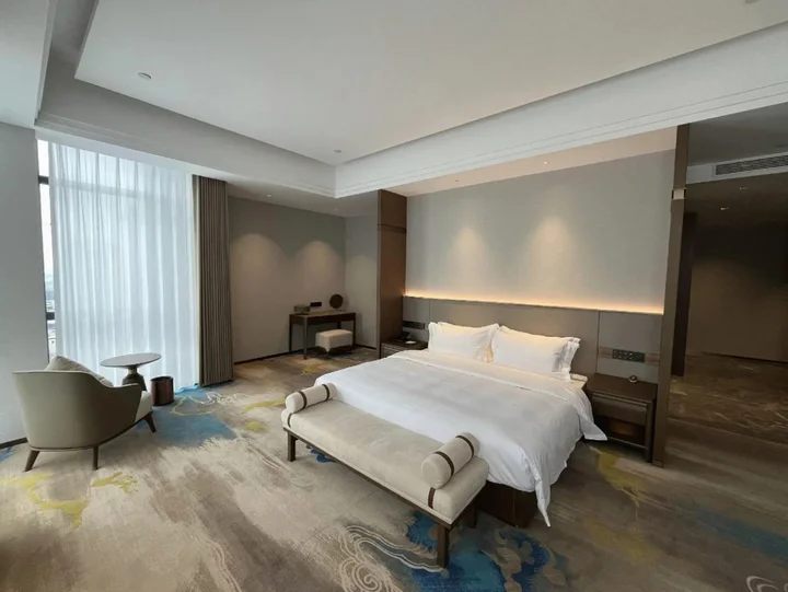 Баодин: Ding Zhou International Hotel