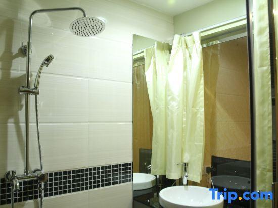 Джиангме: Yinhong Hostel