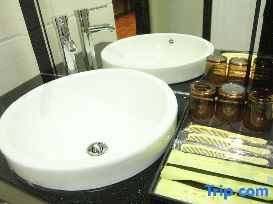 Джиангме: Yinhong Hostel