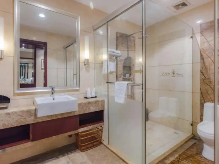 Чжуншань: Dynasty Commercial Hotel