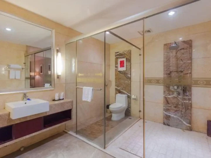Чжуншань: Dynasty Commercial Hotel