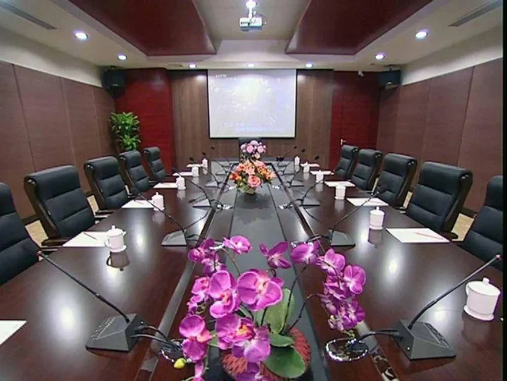 Чжуншань: Dynasty Commercial Hotel