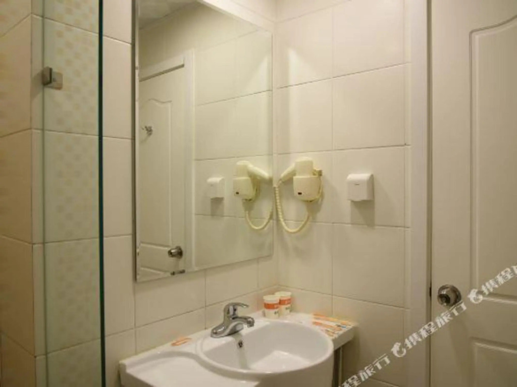 Лянфан: Homeinn Hotel (Sanhe Fuda Shopping Center)