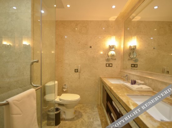 Синин: Yinjiang Business Hotel