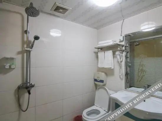 Чжэньцзян: Taishun Business Hotel Danyang