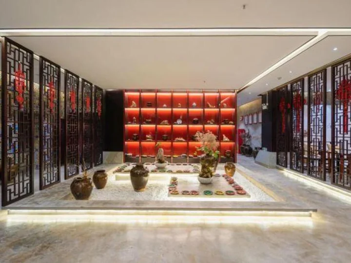Цюйцзин: Danfeng Hotel