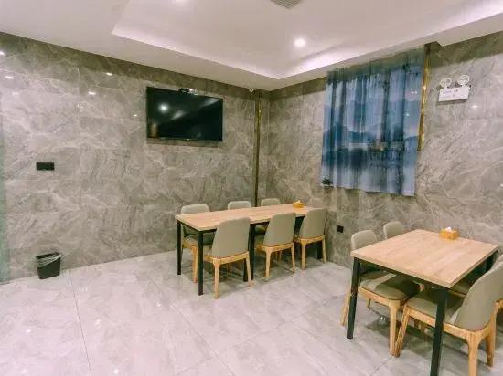 Мааньшань: Kaju Hotel (Ma'anshan Yushan Lake Jinying)