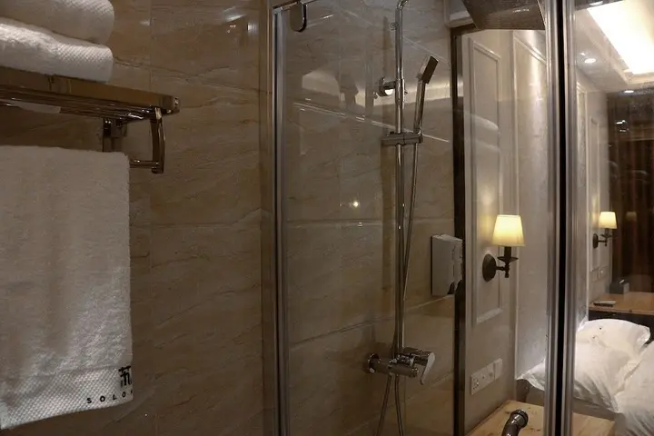 Шэньчжэнь: Solo Hotel Shuanglong Store