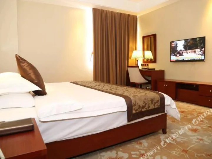Чжэнчжоу: Jinding Macau International Hotel