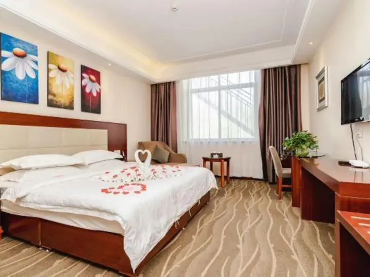 Цзюцюань: Moyazhuang Hotel