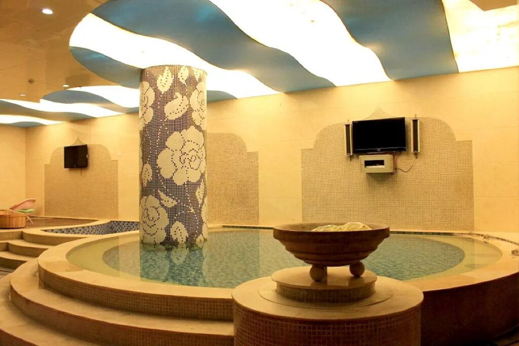 Цюйцзин: Dianneng International Hotel