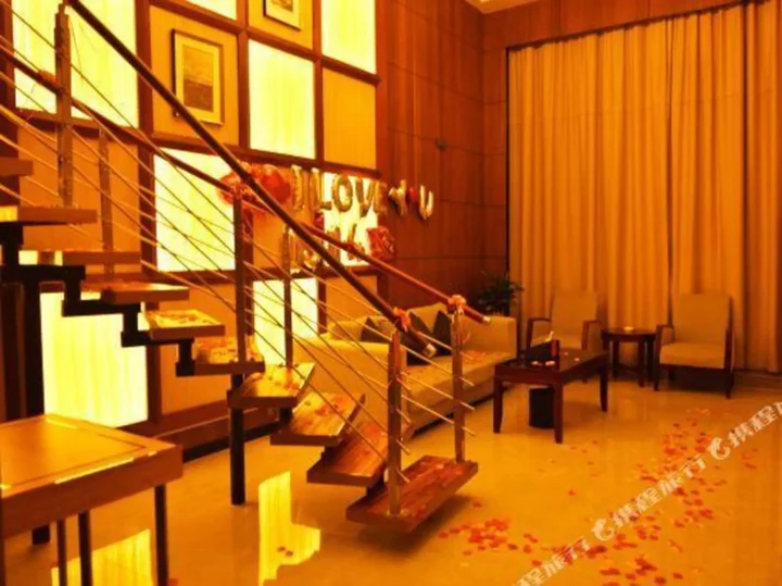 Джиангме: Sky Mall Hotel